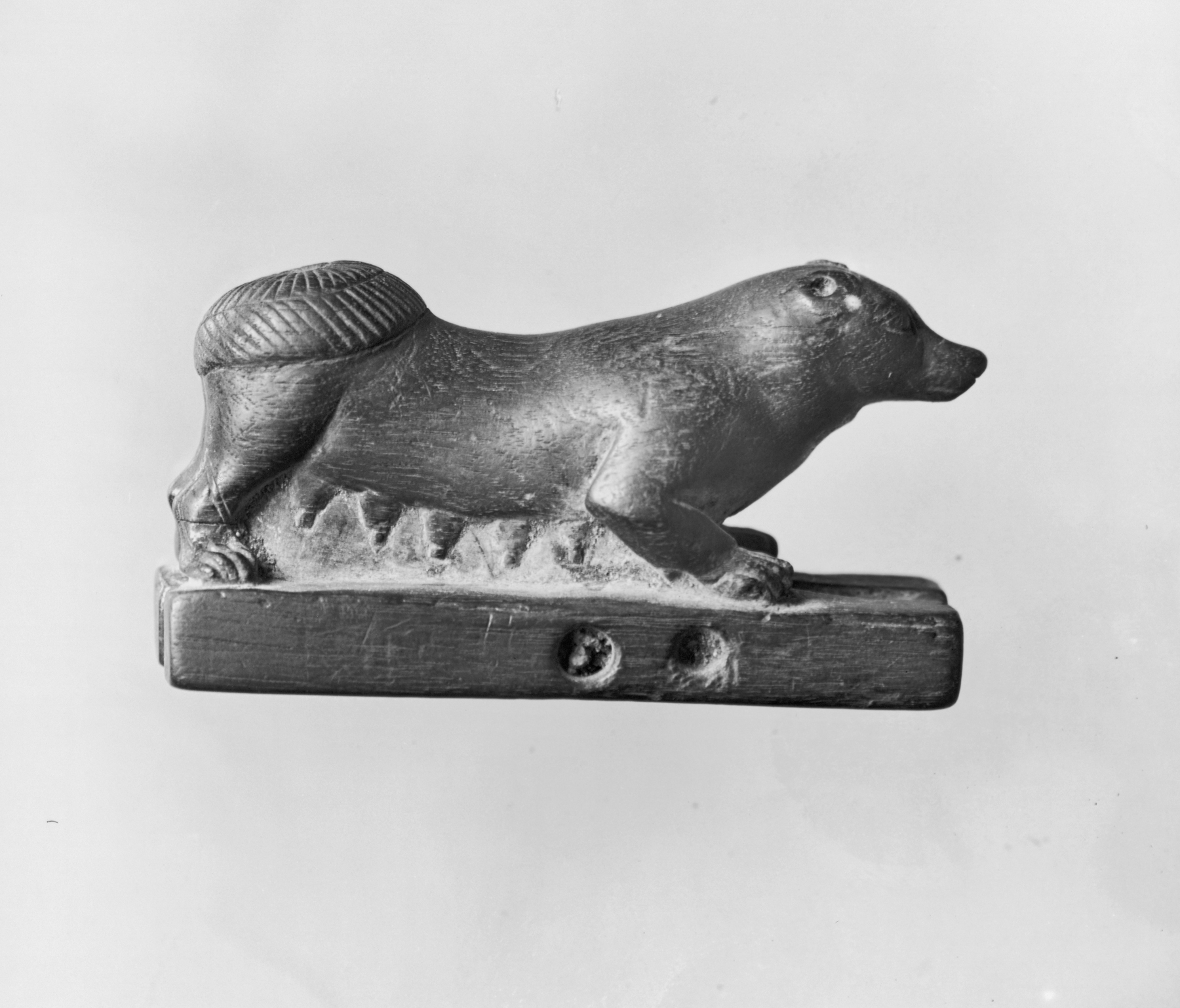 Egyptische hondenfiguur uit oude oudheid (Walters Art Museum)