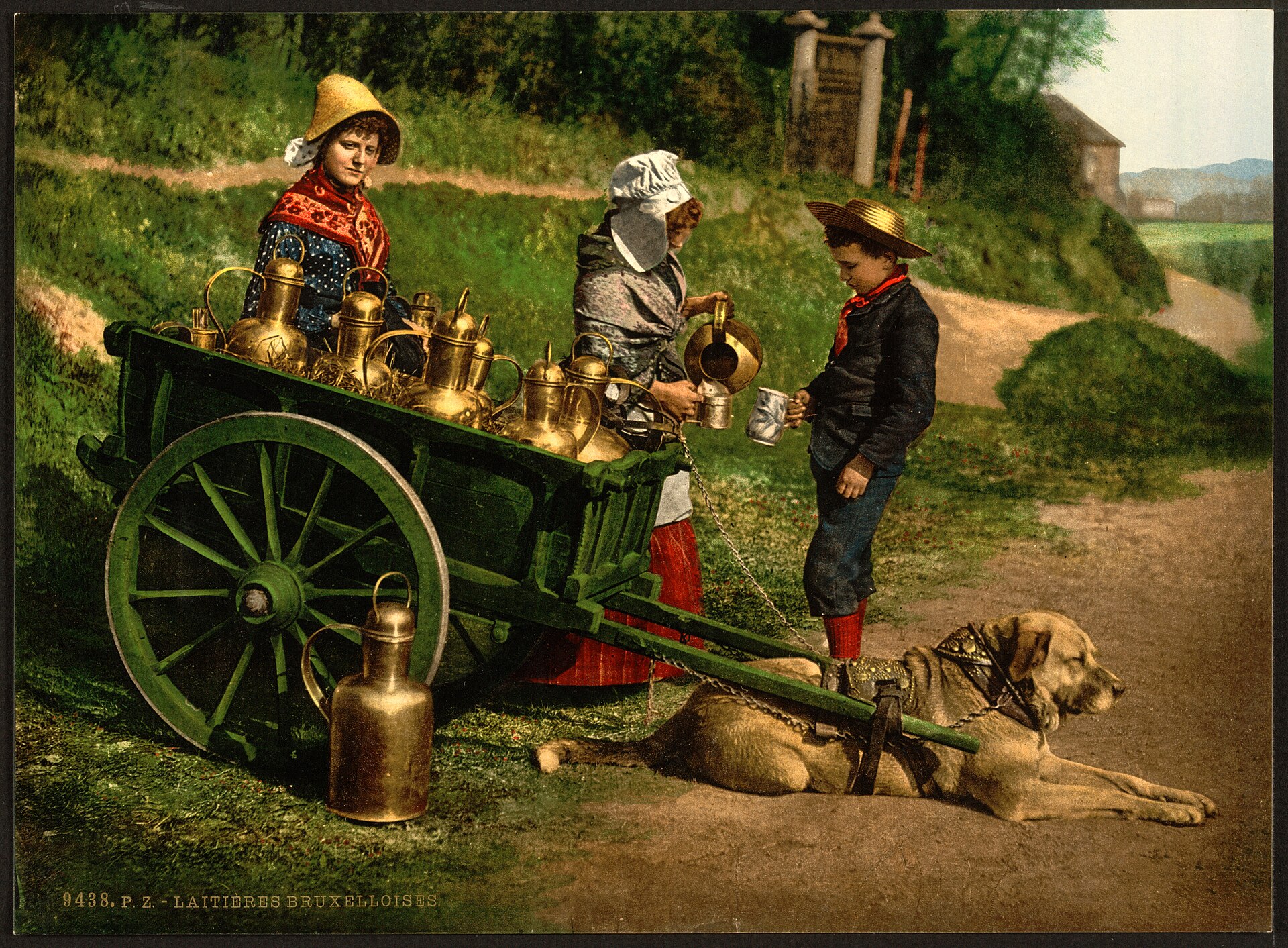 Brusselse melkverkopers met hondenkar omstreeks 1900